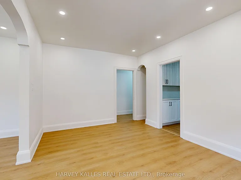 1216 Avenue Rd #1 — Photo 11