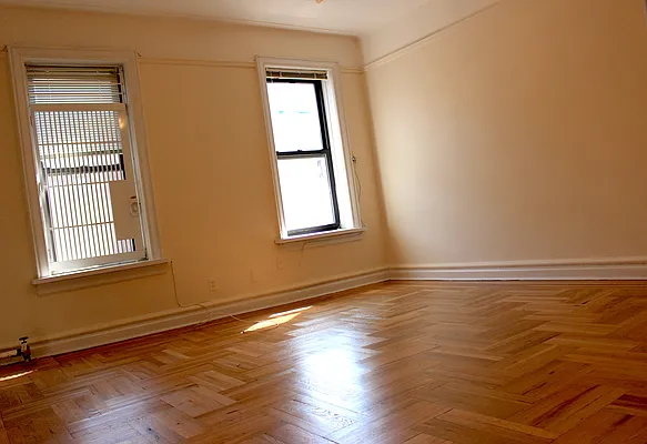 Rented by Compass | media 21