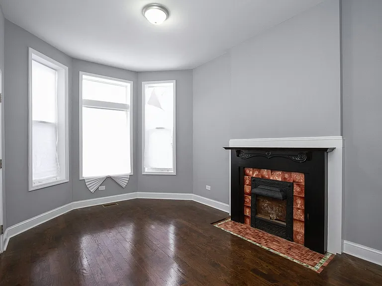 7322 S Langley Ave #2 — Photo 7