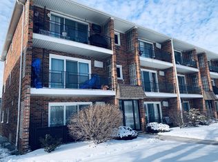 10610 Central Ave APT 1A, Chicago Ridge, IL 60415