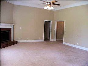 4th image of 188 Ambleside Dr