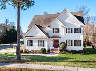 15706 Hampton Forest Dr, Chesterfield, VA 23832