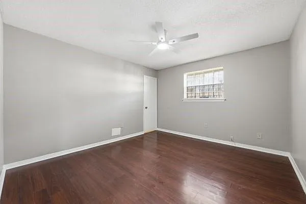 3224 Massachusetts Ave — Photo 5