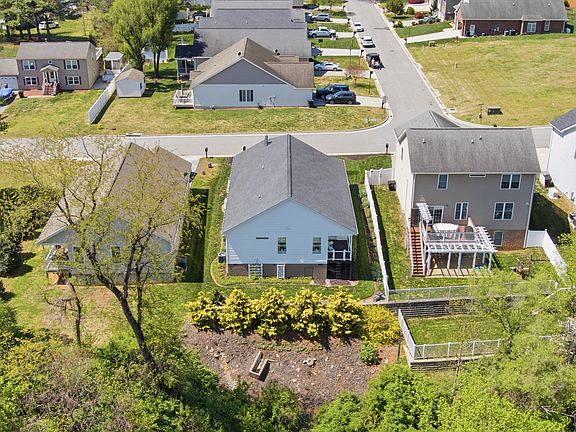 5th image of 953 Bolejack Blvd