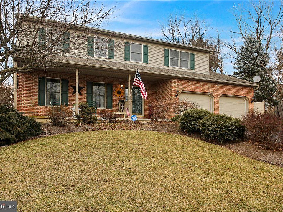 1st image of 307 Dogwood Ln