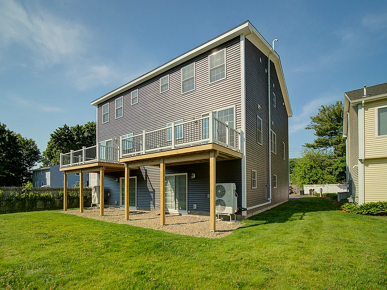 44 Mettler St #A — Photo 5