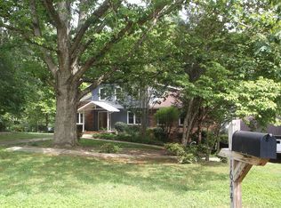 1644 Eagle Crest Dr, Pfafftown, NC 27040
