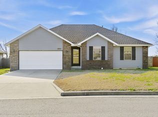 288 W Picardy St, Republic, MO 65738