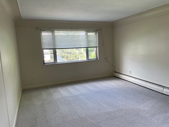 1935 Sutton Ave APT 4