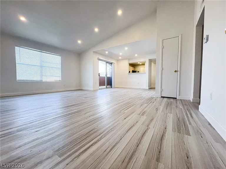 8101 W Flamingo Rd #2129 — Photo 2