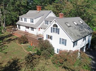8 Oak Ridge Rd, Kensington, NH 03833