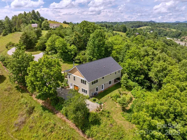 901 Boulder Rd, Marshall, NC 28753