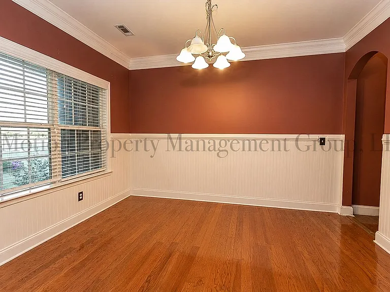 344 Mary Dr — Photo 4