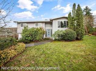 15521 NE 52nd St, Redmond, WA 98052