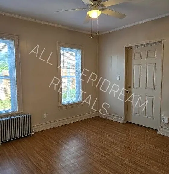920 Carlisle St #2 — Photo 3