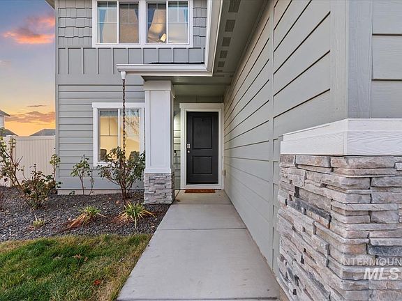 3rd image of 17443 N Owl Peak Ave