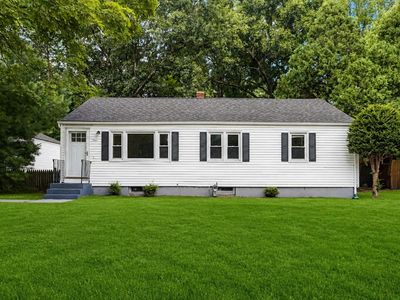 9 Moss Rd, Springfield, MA, 01119