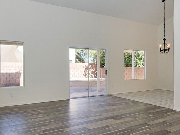 4th image of 2580 W Camino Ebano