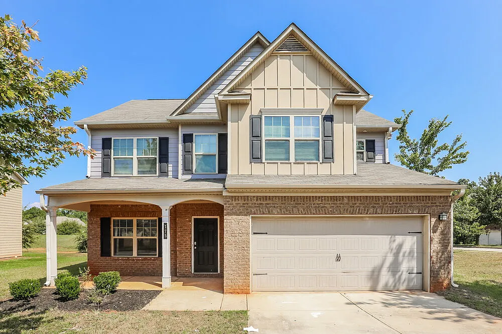 5 bed, 3.0 bath, 2242 sqft, $2,425 — Photo 1