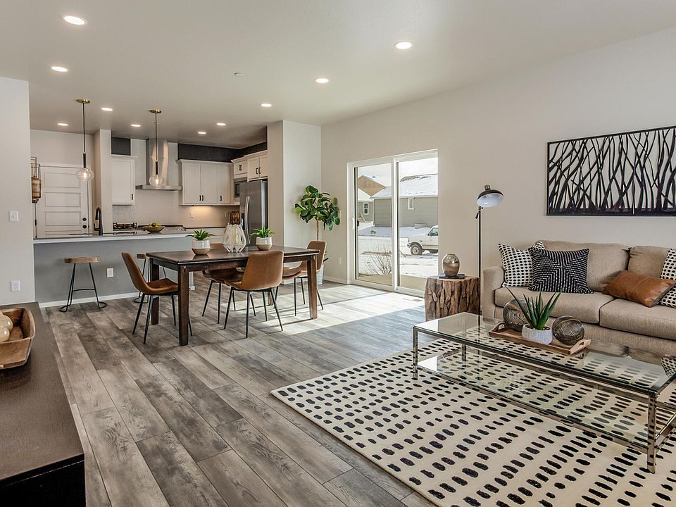 1st image of 2720 Barnstormer St #1