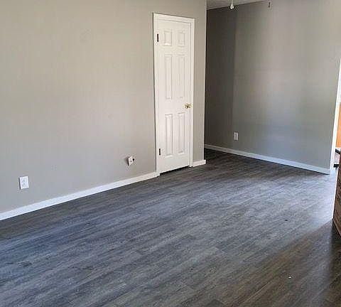 5th image of 1509 Lang St