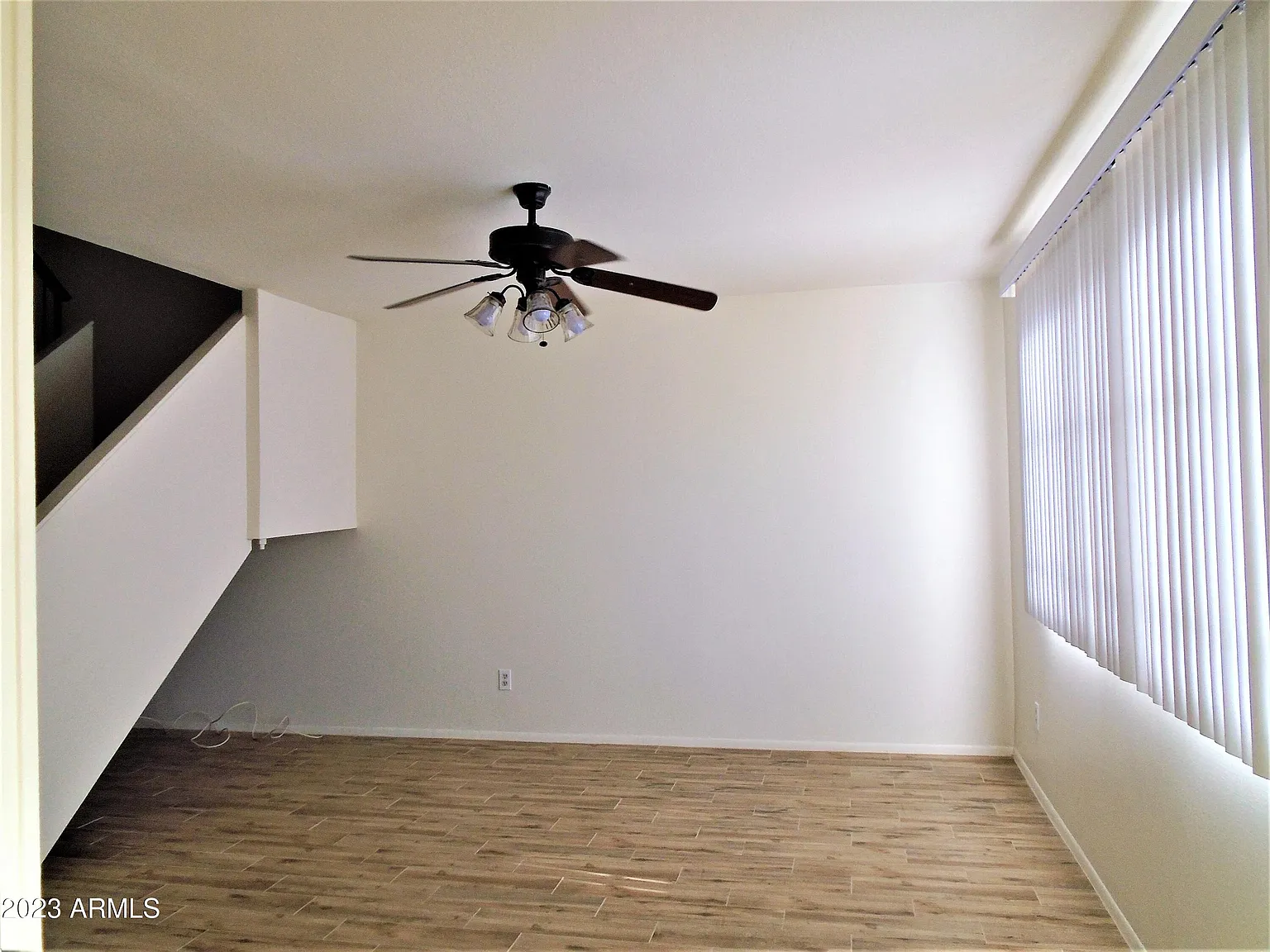 2 bed, 2.5 bath, 1424 sqft, $2,000 — Photo 2