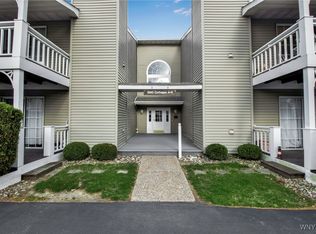 1260 Youngs Rd UNIT A, Williamsville, NY 14221