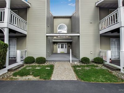 1260 Youngs Rd UNIT A, Williamsville, NY, 14221