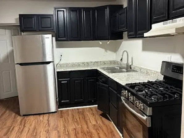 803 W 7th St, Wilmington, DE 19801