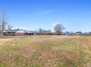 2036 Olene Dr, Sulphur, LA 70663