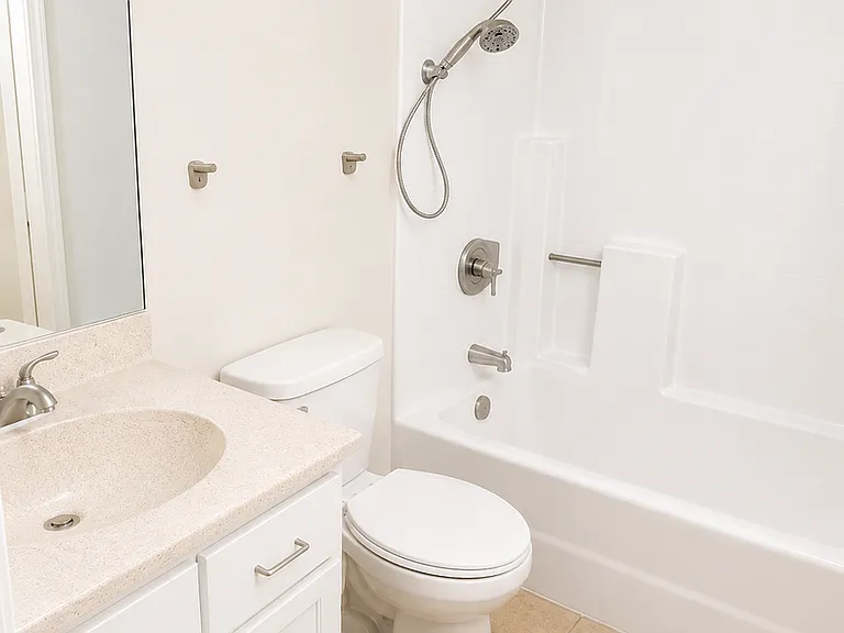 15020 Burbank Blvd — Photo 19
