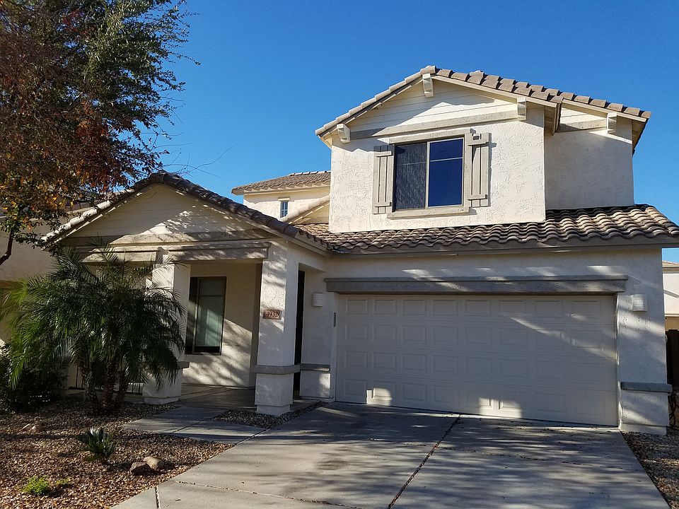 1st image of 14932 N 174th Dr