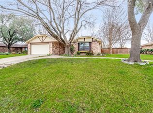 9904 Farmers Branch St, Fort Worth, TX 76108