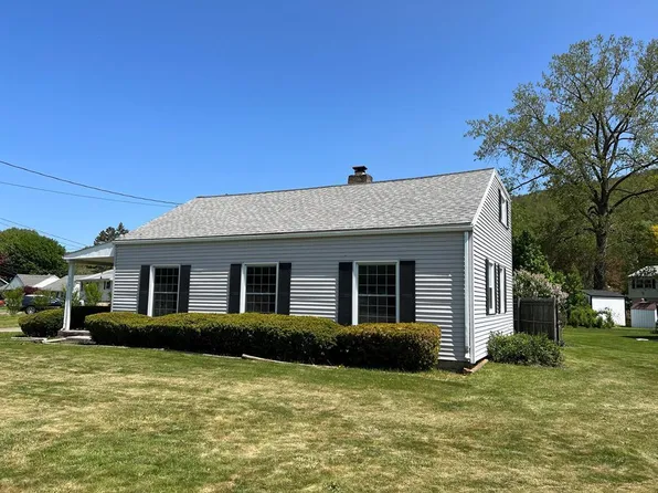 115 Corning Blvd, Corning, NY 14830