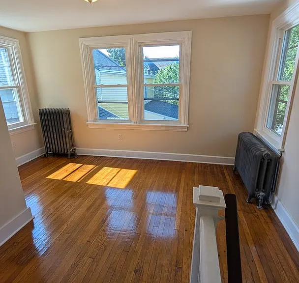 441 Linden St — Photo 11