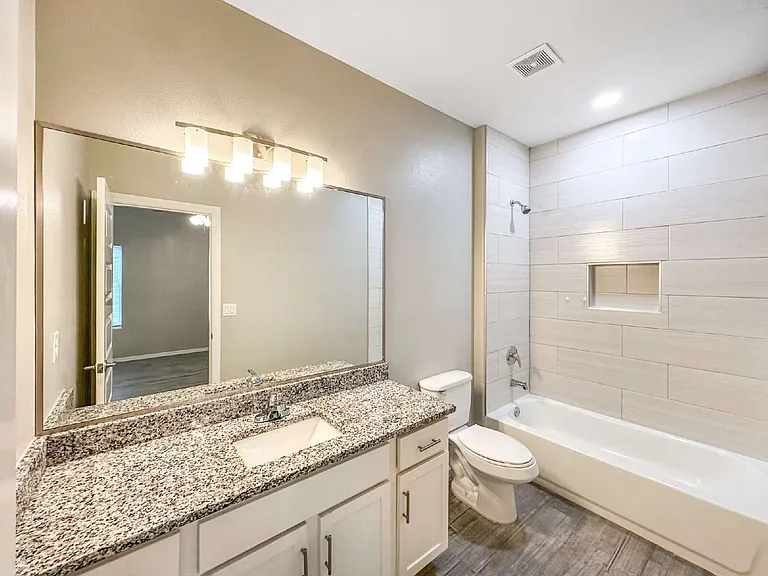1809 Stauffer St #4 — Photo 8