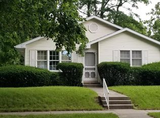411 B Ave E, Oskaloosa, IA 52577