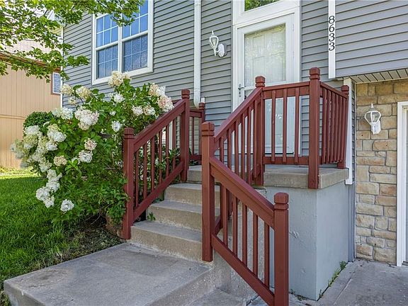 4th image of 8633 N Mersington Ave