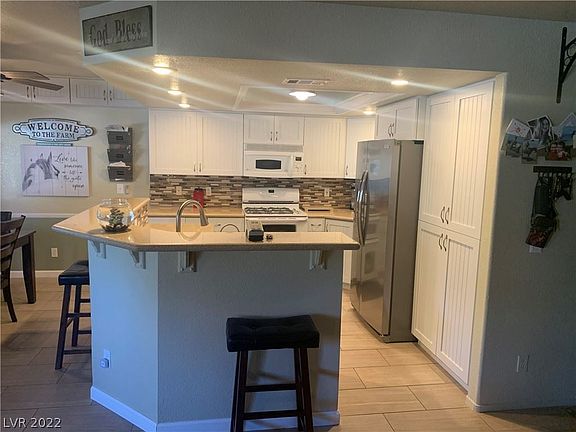 4th image of 1300 Palantine Hill Dr