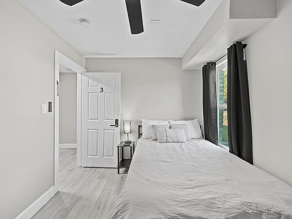 4th image of 8050 Tavenor Ln #1C