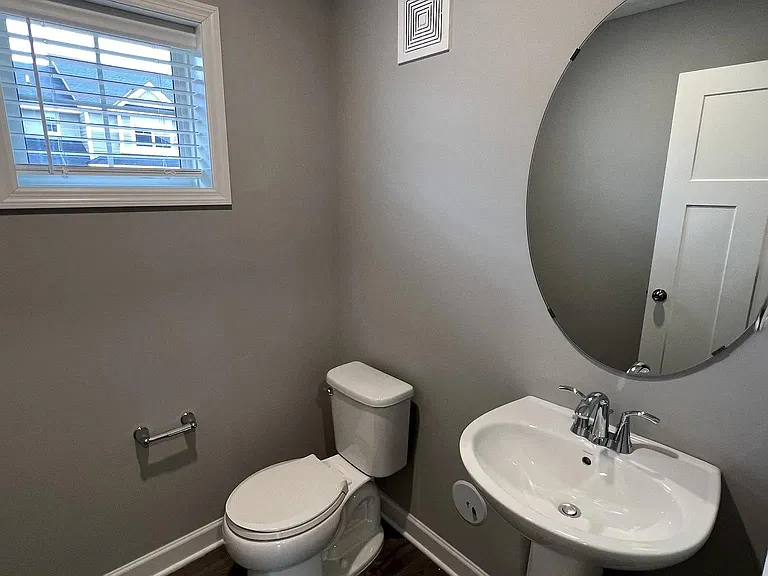 1015 Field Ct — Photo 15