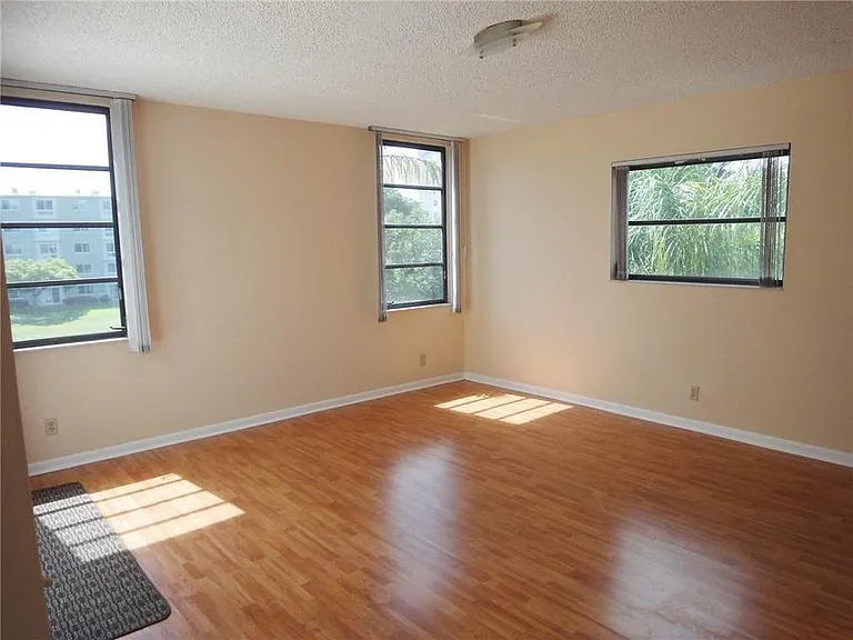 2213 Cypress Island Dr #308 — Photo 7
