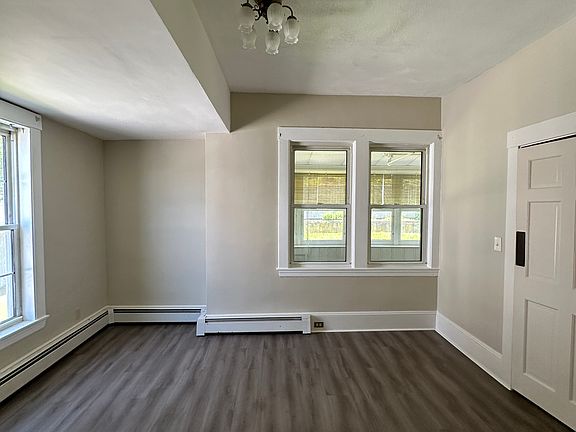 Separate dining room