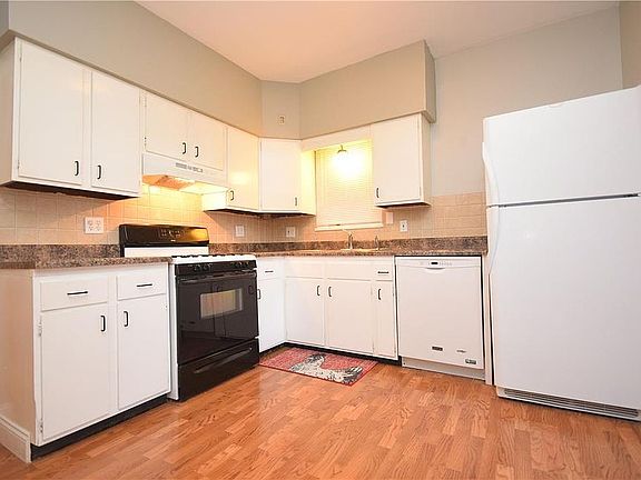 5th image of 1320 McCausland Ave