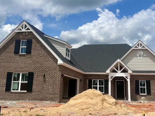 1005 Sunfield Dr, Prattville, AL 36066