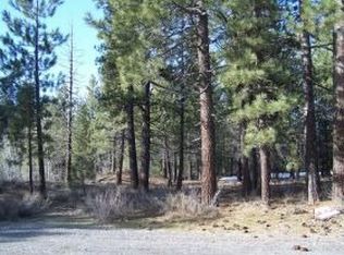 41714 Paradise Ct, Orosi, CA 93647