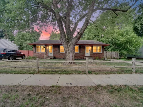 2281 N Vernon Ave, Holt, MI 48842