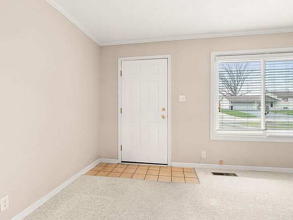 5th image of 1326 N Glendale Dr