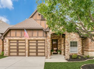 223 Wood St #201, Grapevine, TX 76051