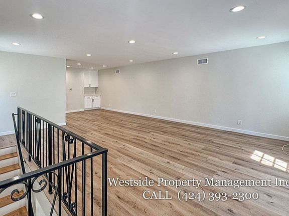 5th image of 149-151 S Rexford Dr #151B